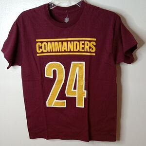 NWT NFL Commanders Large Burgundy and Yellow Short Sleeve Tee